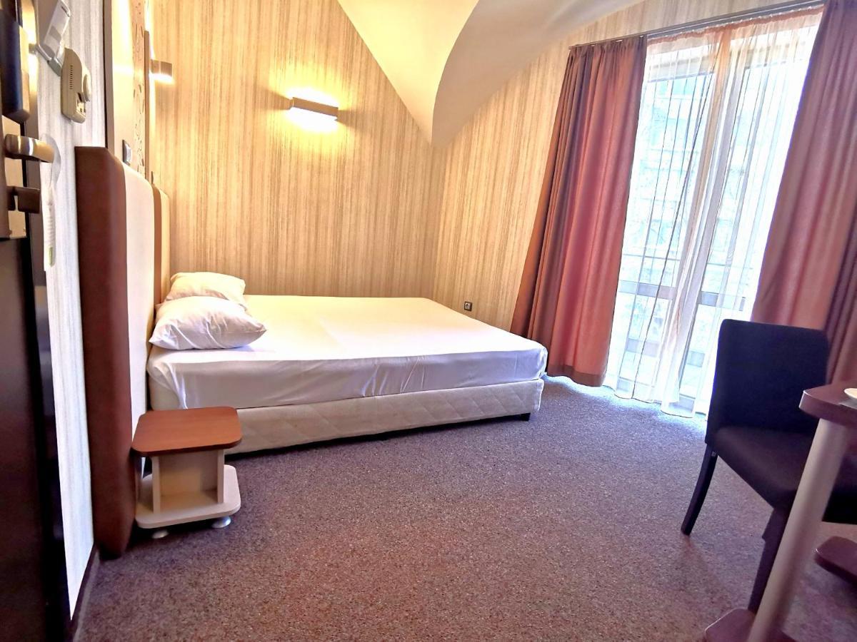 Elate Plaza Hotel Sofia Ngoại thất bức ảnh